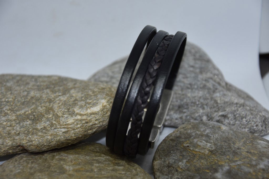 N°26 Lederen Armband Zwart Fijn met Vlecht