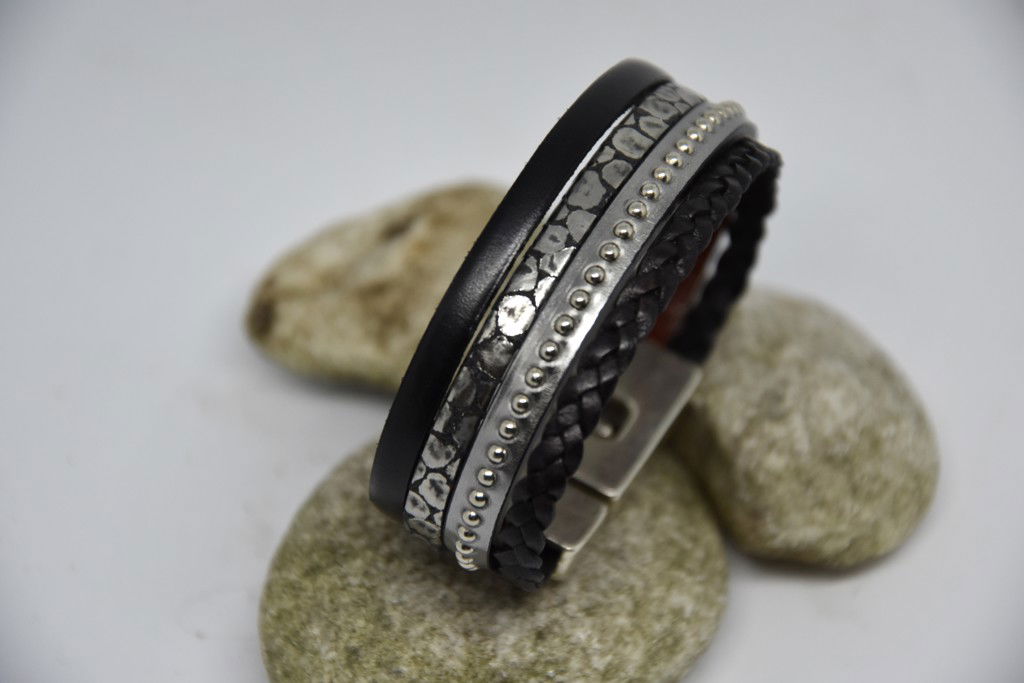 N°18 Lederen Armband Zwart Antraciet