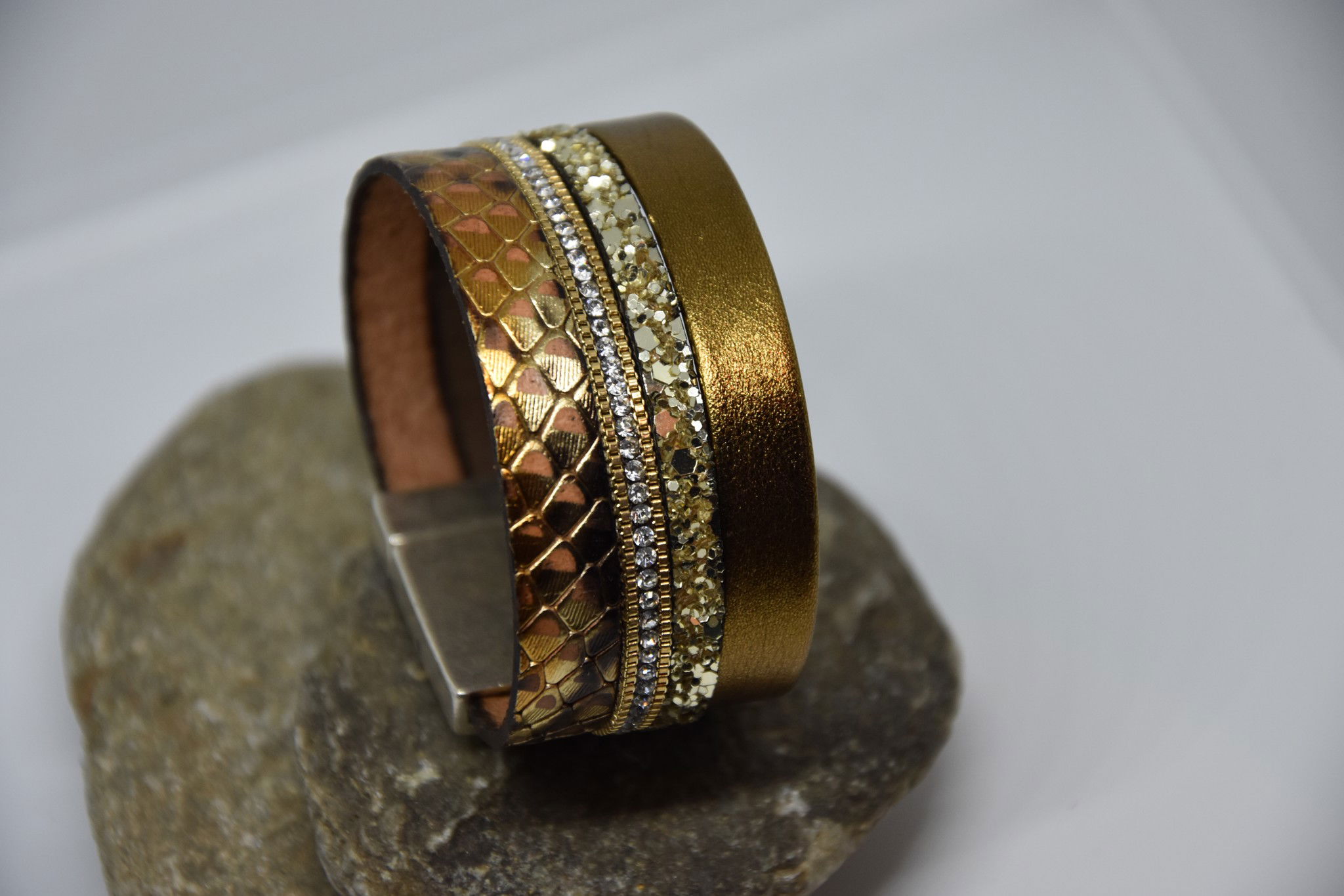 N°8 Lederen Armband Goud Slangenprint