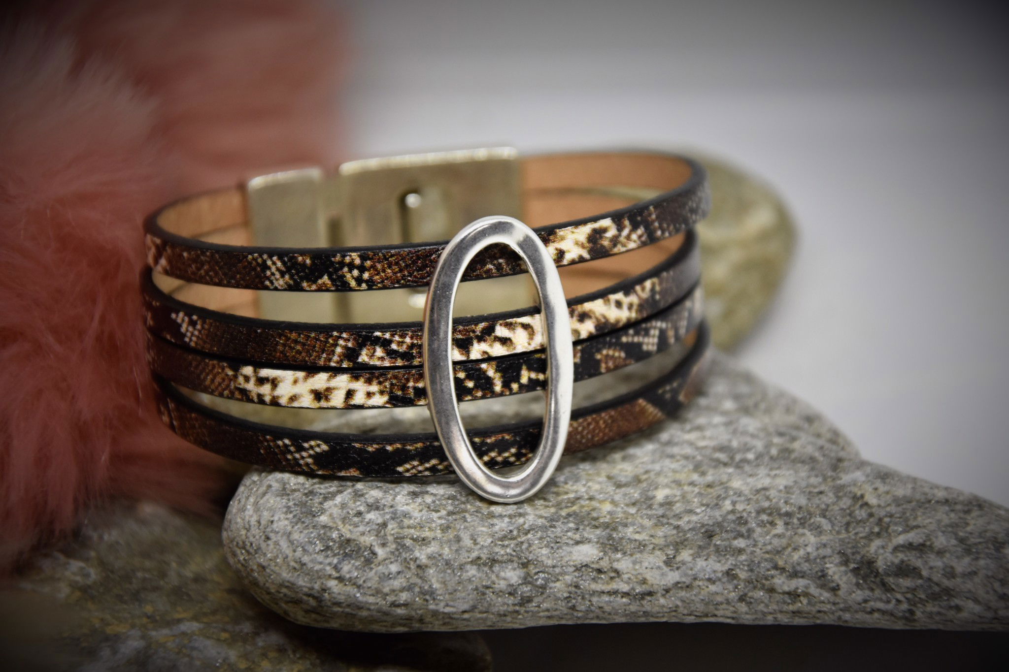 N°12 Lederen Armband Slangmotief