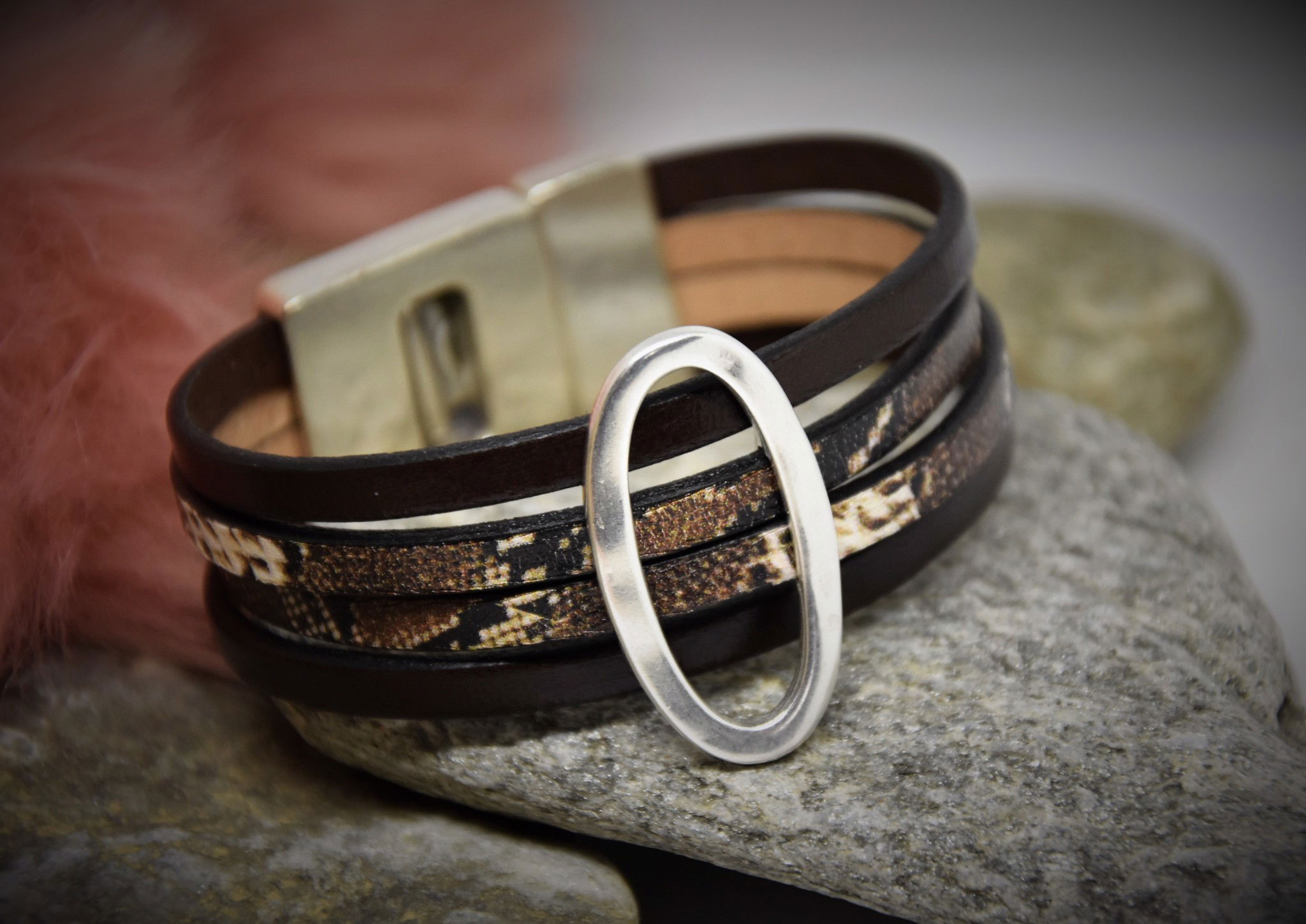 Lederen Armband Slangmotief Donker Bruin