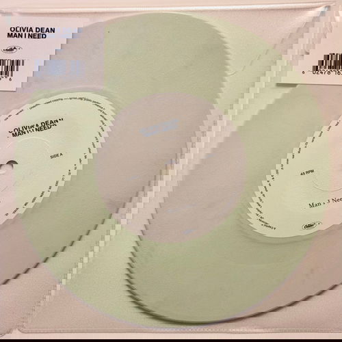 Olivia Dean - Man I Need (SV)